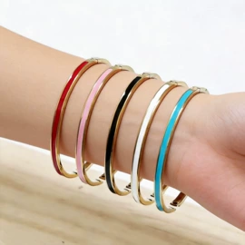 手链;手镯;耳环