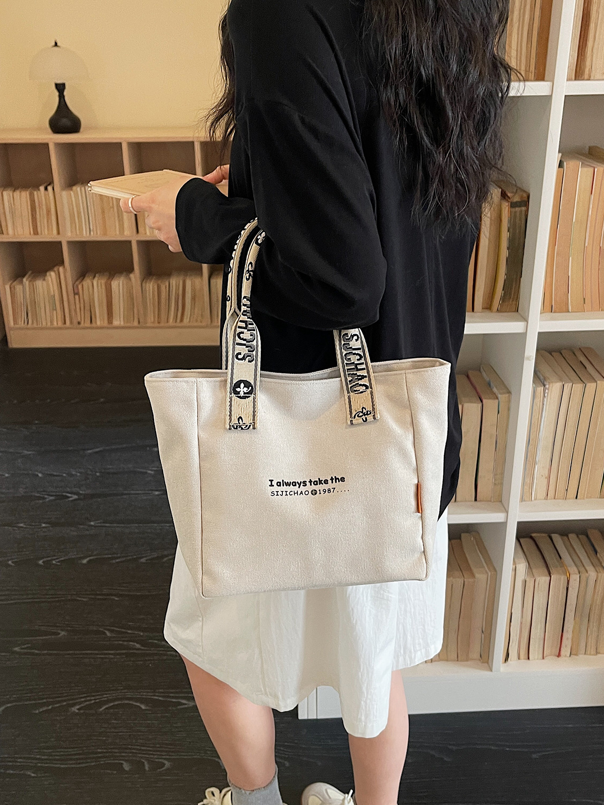 Bolso de lona de gran capacidad para mujeres 2026 verano nuevo bolso de mano ligero y simple para viajar bolso de ocio bolso de mamá