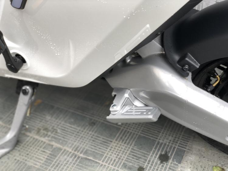 Suitable for Mavericks Mqi2/Mqi2S Rebound Pedal Electric Vehicle Rear Pedal Battery Vehicle Rear Foot Pedal Accessories
