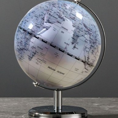 リビングルームの置物は軽くて豪華で高級な雰囲気のお酒棚の装飾品です。