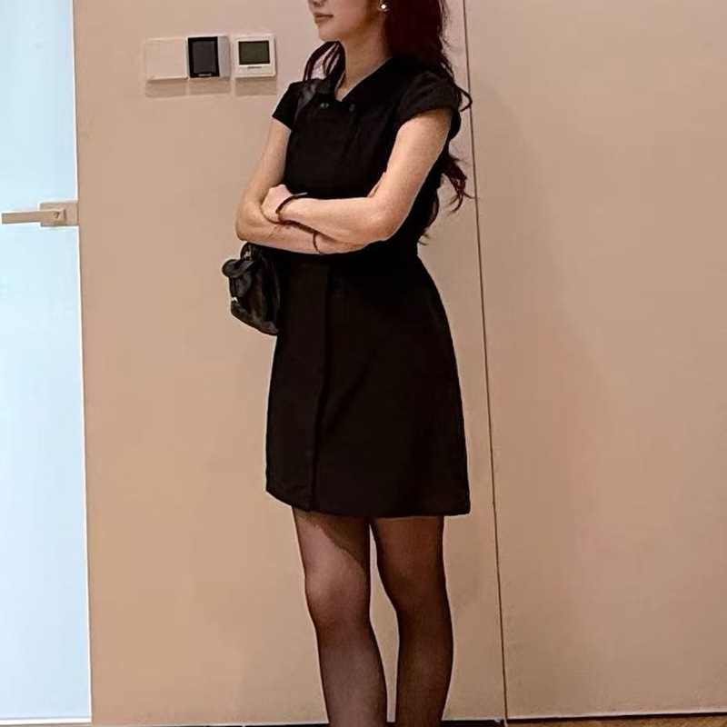 The Same Style for the Homebody Girl: the Sharp-Edged Beauty Lady Little Black Dress