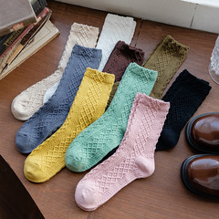 Women's Autumn/Winter New Crochet Mid-Calf Socks with 3D Retro Style, Cotton Socks for Women, Breathable Fashion Black and White Long Socks