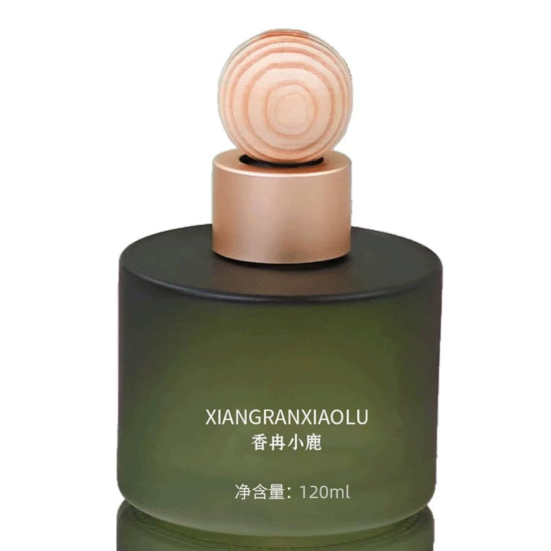 Aromatherapy for auto, perfume, gift box with a light fragrance
