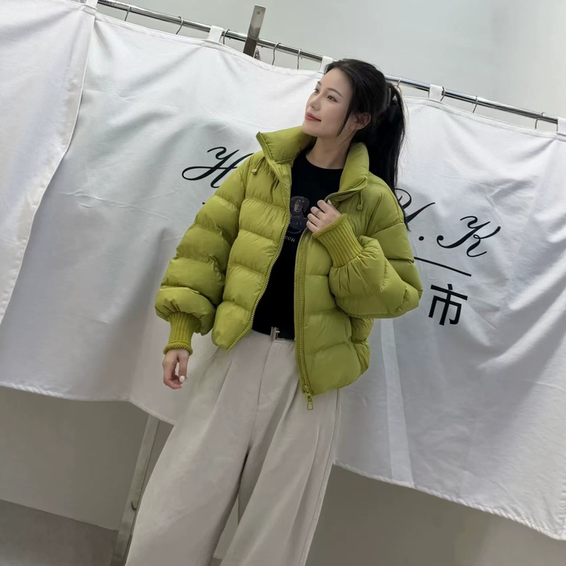 2026 Winter New Style Gentle and Stylish Puff White Duck down Jacket for Women, Short Thickened Stand Collar Coat for Petite Sizes 2026 Winter New Style Gentle and Stylish Puff White Duck down Jacket for Women, Short Thickened Stand Collar Coat for Petite Sizes