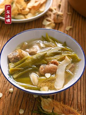 King spent Figs Soup ingredients Guangdong Soup packages Old Soup Tonic stew Medicinal dishes Material Science Stew