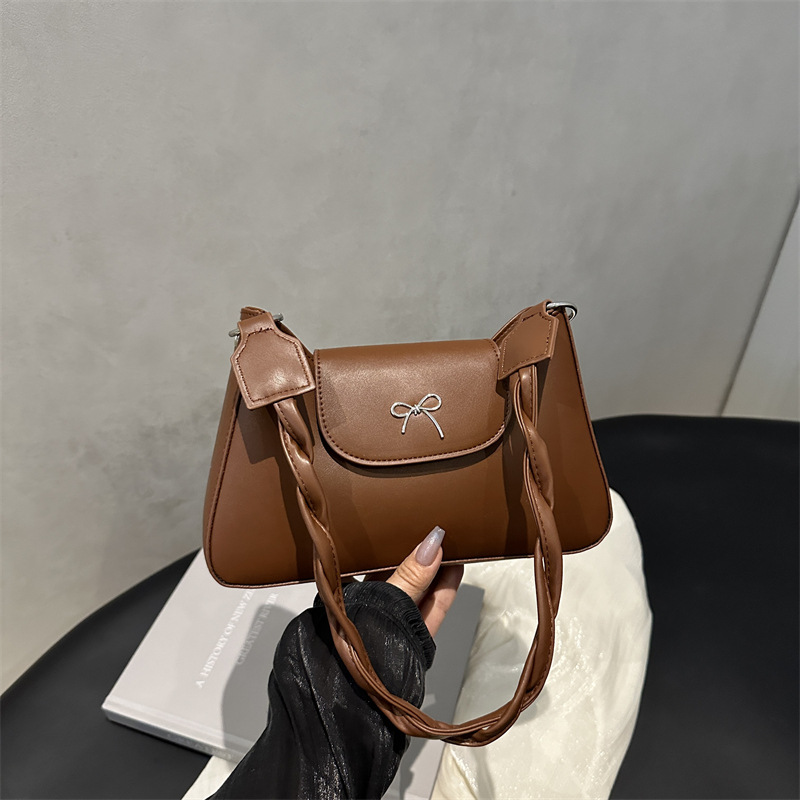 Borsa a tracolla donna elegante con fiocco modello alla moda_voghion.com