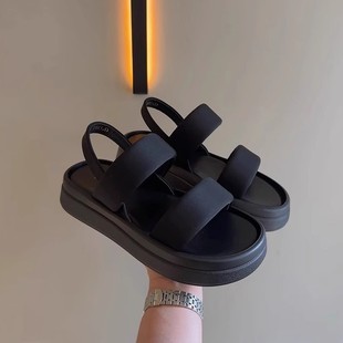 ��Ƥ��~��כ�ЬŮ���⴩2025�¿�һ�֎�¶ֺ�ٴ��_�R��ɫɳ��Ь