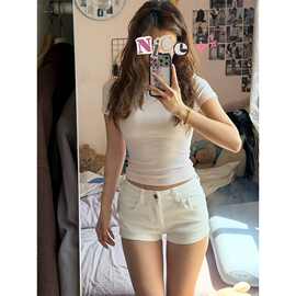 小个子美式辣妹白色牛仔短裤女夏季新款修身弹力百搭包臀热裤ins