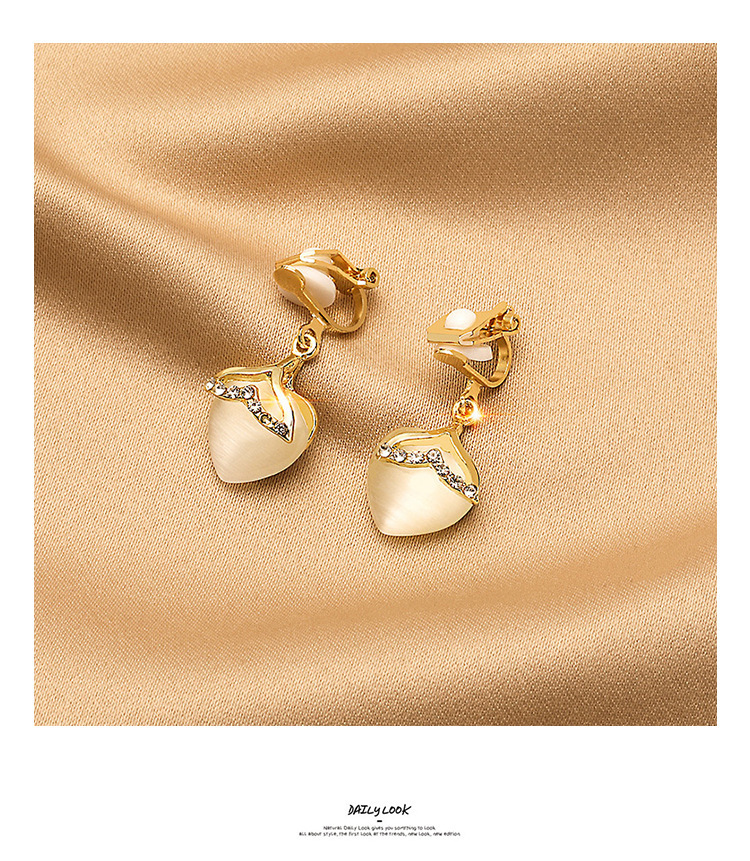 1 Paire Mode Géométrique Alliage Placage Perles Artificielles Strass Femmes Clips D'oreille display picture 3