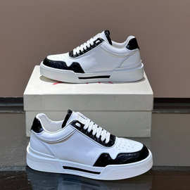 原标欧洲站新款头层牛皮时尚透气休闲板鞋广州货男鞋