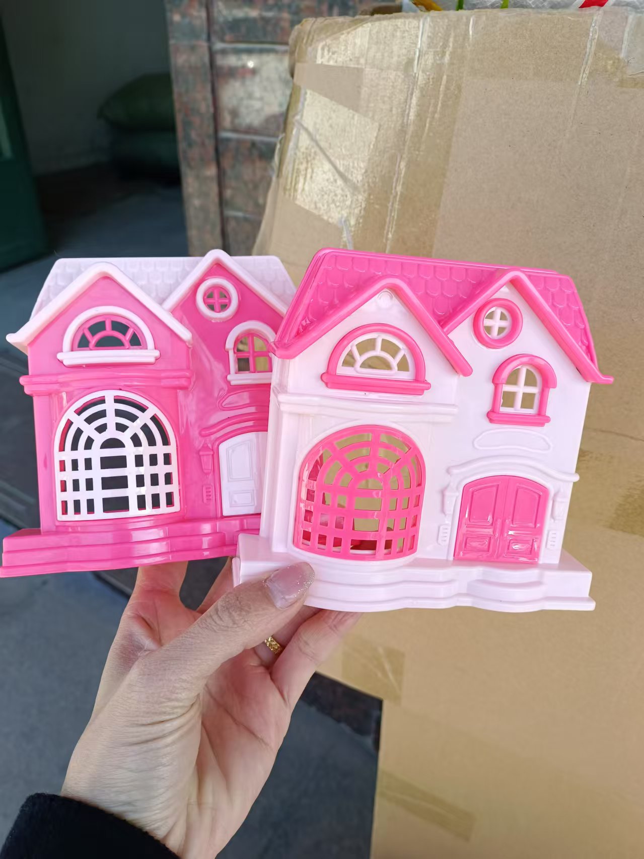 Miniature pet swing diapositivas casa de muñecas gran ventana de perro interactiva casa de juguetes de comercio electrónico fuente de productos