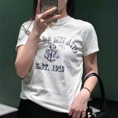 トレンドのアメリカンレタープリント白Tシャツ2025春夏新作プルオーバーラウンドネック半袖トップス