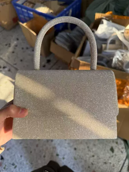 Champagne color