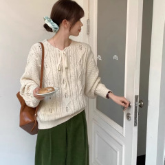 2025秋冬新款韩版甜系可爱宽松显瘦圆领系带针织衫女百搭毛衣上衣
