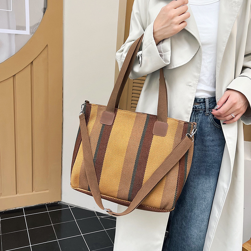 Bolso de lona bolso tote a rayas 2023 nuevo bolso de mujer bolso de mensajero de color dulce japonés de gran capacidad