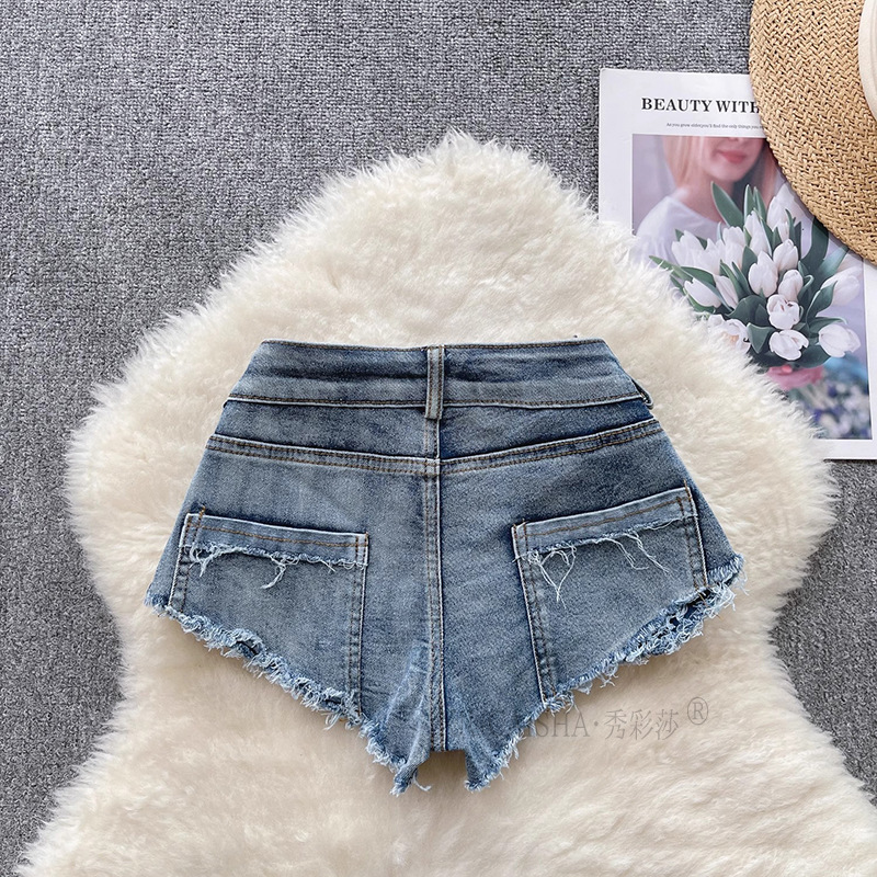 Women’s Sexy Denim-Look Hot Pants Shorts, Blue Polyester, One Size — detail image 13