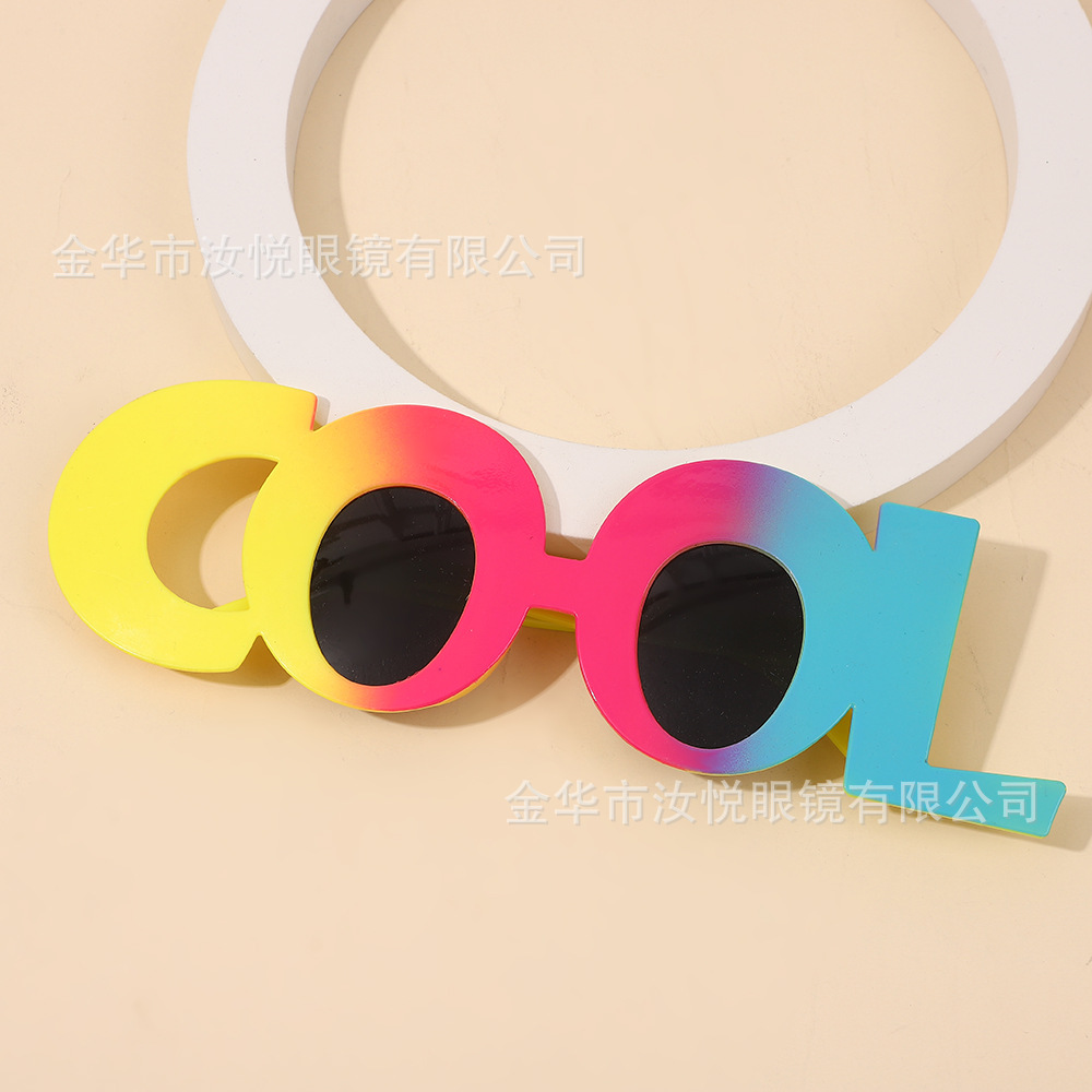 字母眼镜