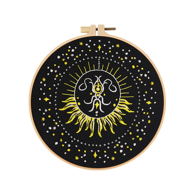 Paquete de material de bricolaje hecho a mano con bordado astrológico, ventas directas de fábrica de luna astral, nuevos productos originales transfronterizos en inglés