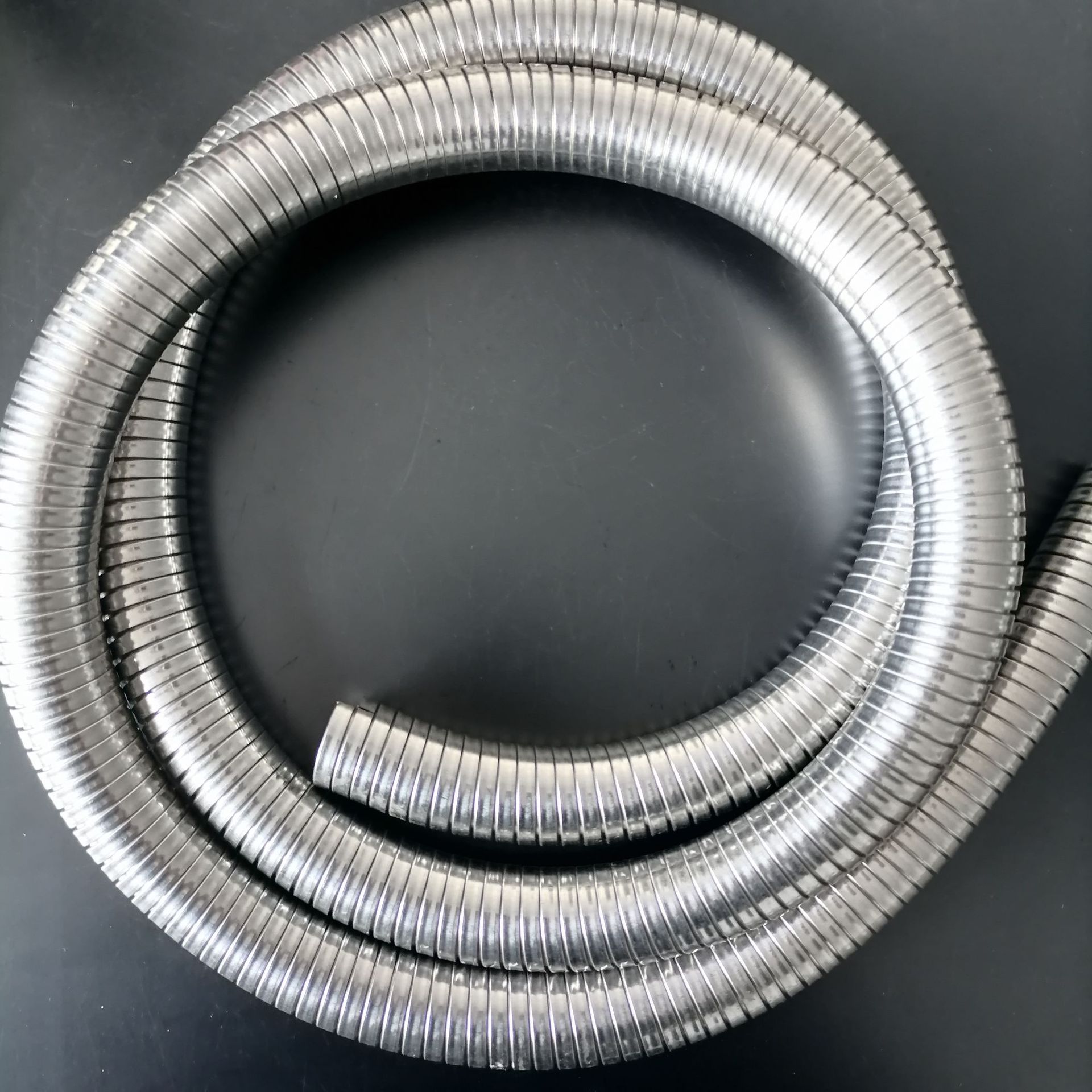 304不锈钢穿线软管耐高温线管护线金属软管内径32mm金属软管