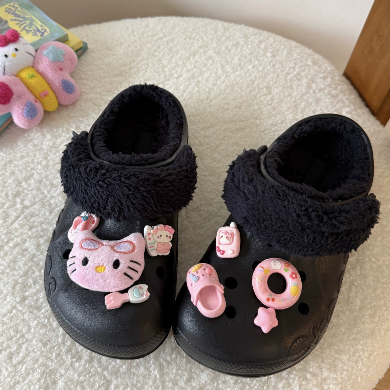 Removable footwear buckle, universal accessory, DIY