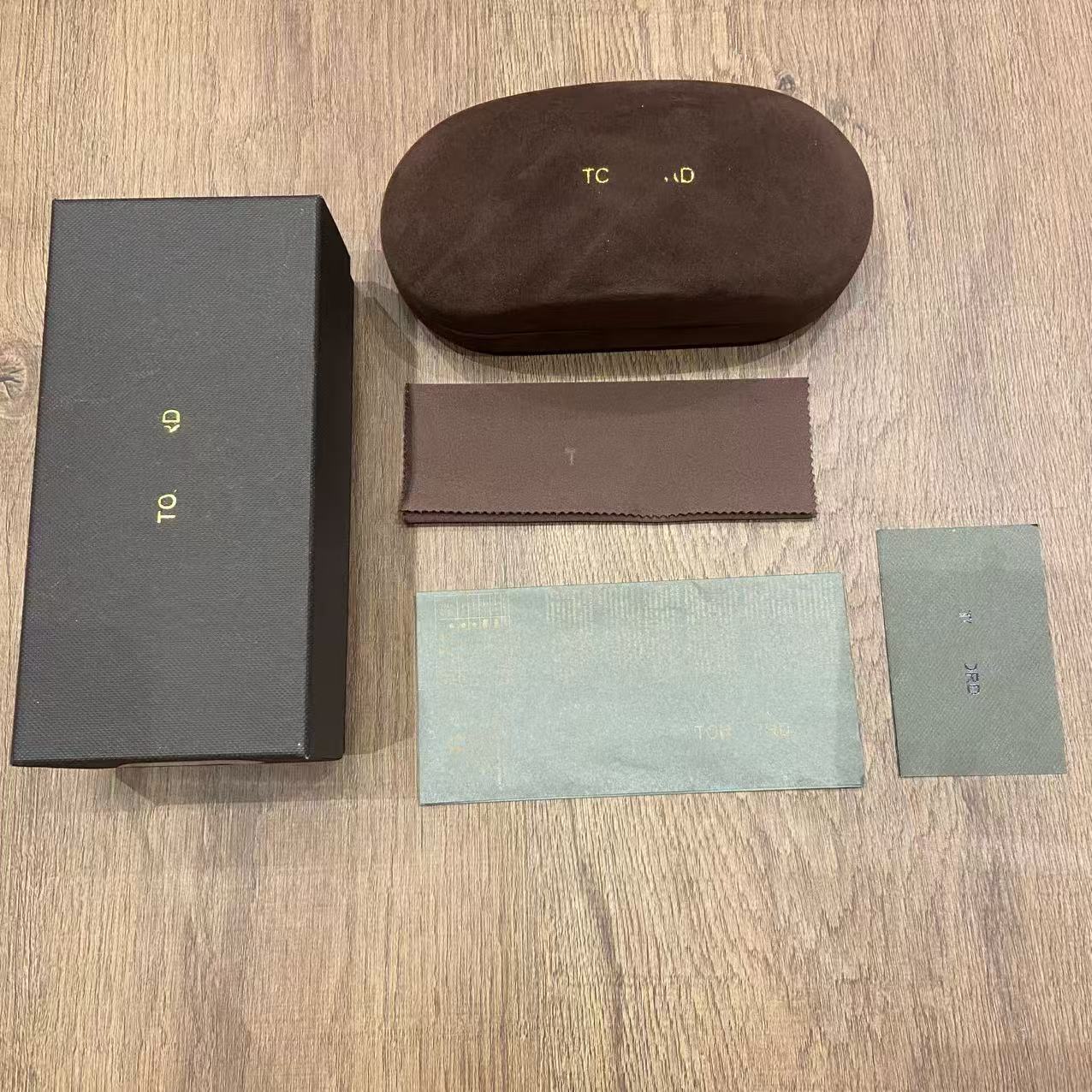 Mayorista de marca de alta calidad Xiaoxiang caja de gafas de sol conjunto completo de moda caja de embalaje de gafas de sol alta calidad