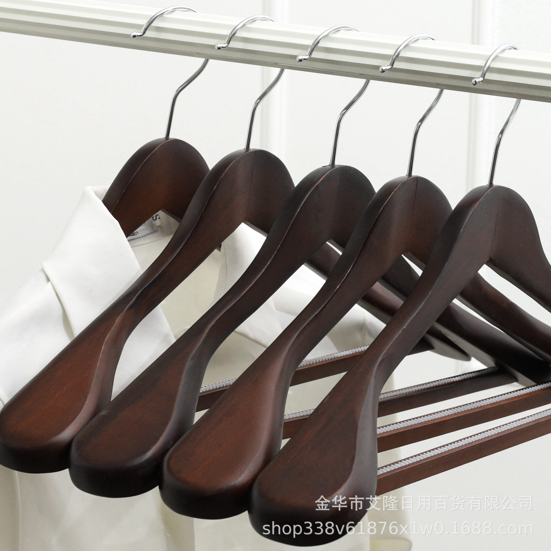 Percha de ropa de madera de hombro ancho de madera maciza percha de traje sin costuras abrigo de ropa de hombre percha de ropa de tienda de ropa percha de madera para el hogar