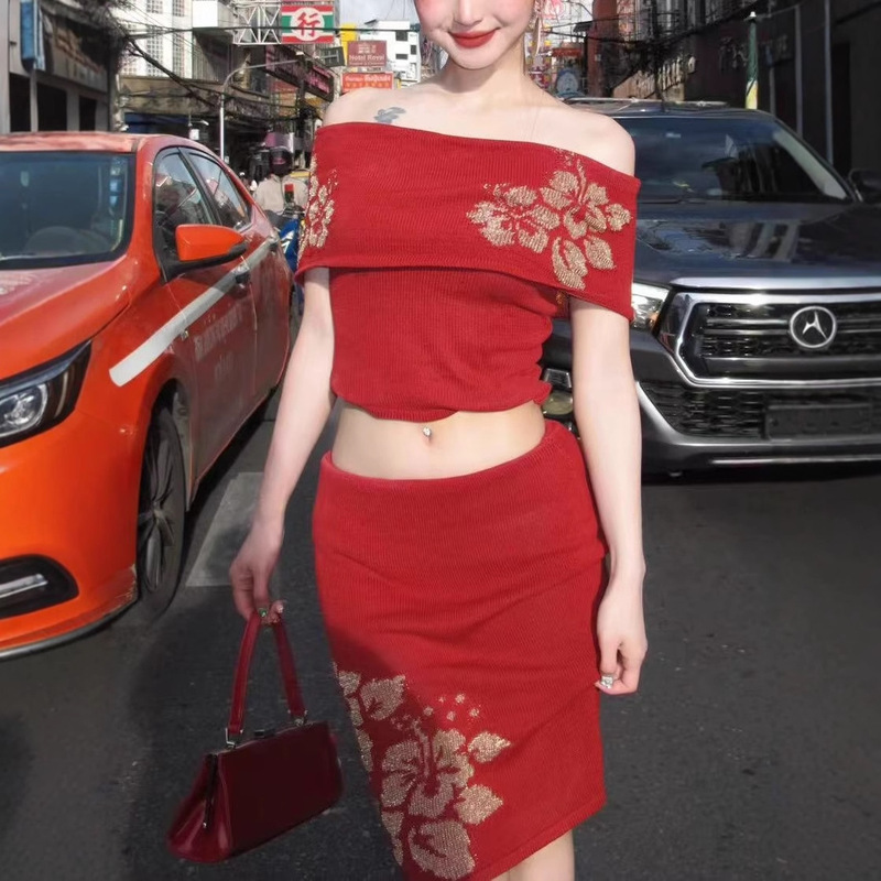 Ridge Branch Cidhiidhi2025Ss Original Hibiscus Flower Jacquard Red One-Shoulder Knitted Top and Skirt Ridge Branch Cidhiidhi2025Ss Original Hibiscus Flower Jacquard Red One-Shoulder Knitted Top and Skirt