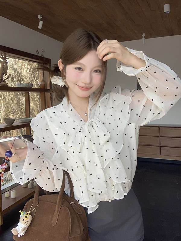 纯欲风纯色波点系带气质长袖衬衫女秋季新款韩系甜美减龄百搭上衣|undefined