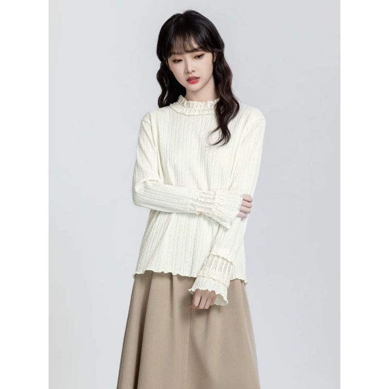 French-Style Gentle and Sweet Versatile Ruffled Inner Half-High Collar Lace Base T-Shirt Top for Women in Autumn