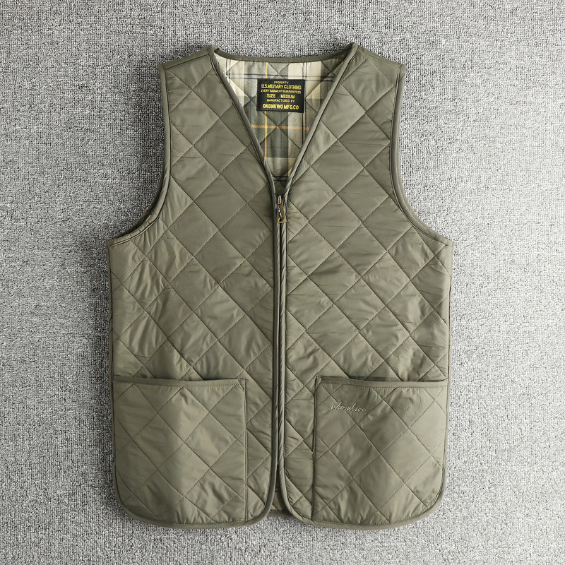 Military-Style American Casual Quilted Waxed Men's Vest Jacket, Padded for Warmth, Comfortable Autumn and Winter Casual Jacket Military-Style American Casual Quilted Waxed Men's Vest Jacket, Padded for Warmth, Comfortable Autumn and Winter Casual Jacket