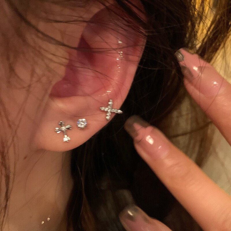 Super Value 6-piece set ~ Super Flash cross ear pin New 2023 popular elegant fashion earrings all-match internet celebrity earrings
