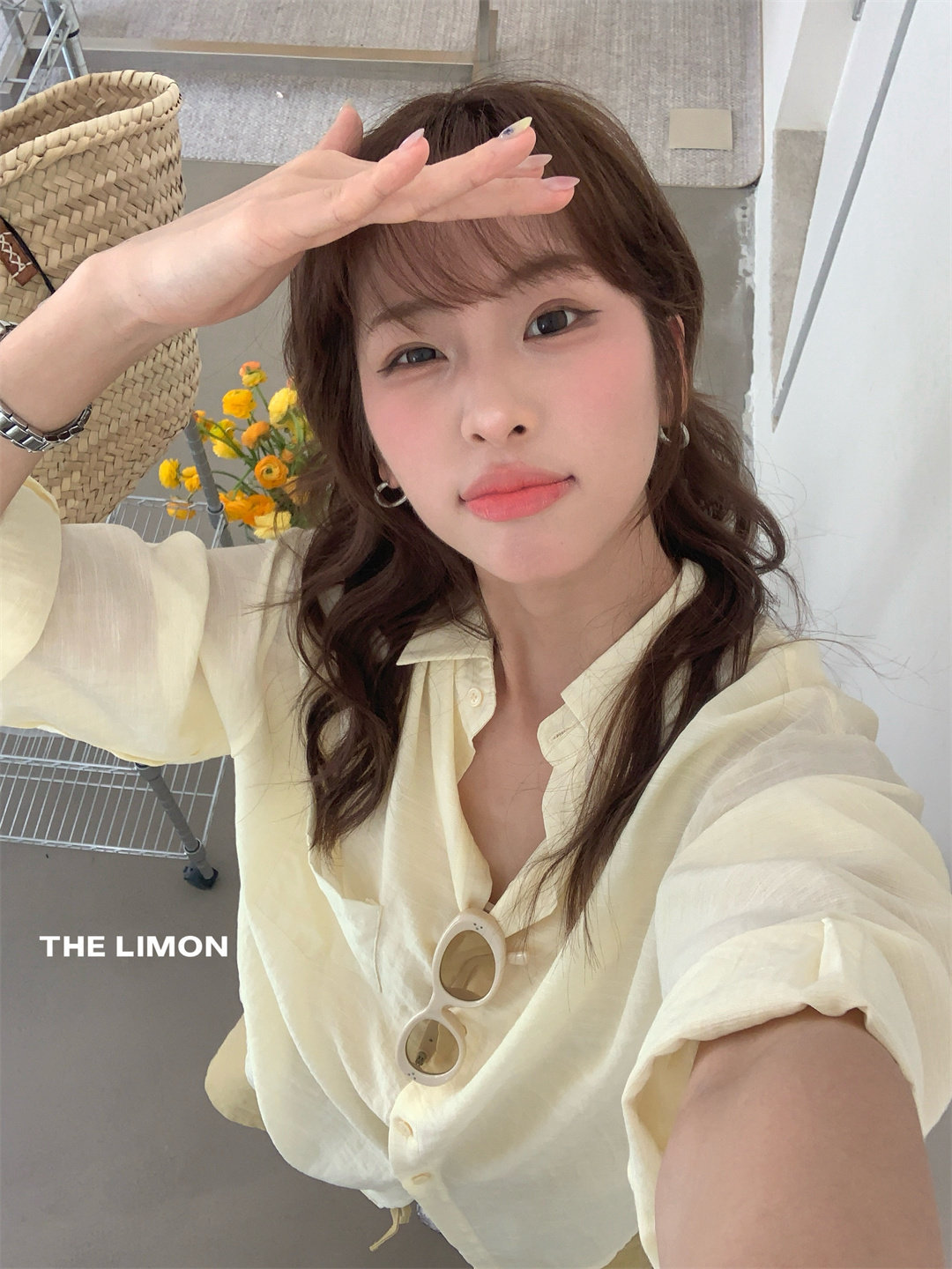 Áo sơ mi chống nắng nữ tay dài cổ bẻ dáng rộng chất liệu mỏng nhẹ — Vàng nhạt, xanh nhạt, Xanh Hàn, Xanh lá cây nhạtcolor chi tiết 15