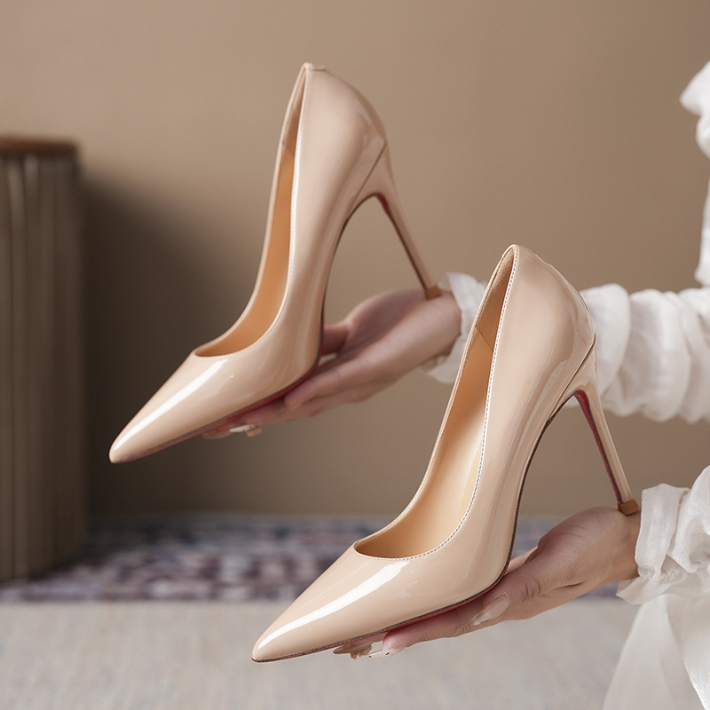 2025 New Popular Red-Soled Full-Cover Patent Leather Pointed-Toe Shallow Sexy Stiletto High-Heeled Shoes for Commuting and Professional Shoes