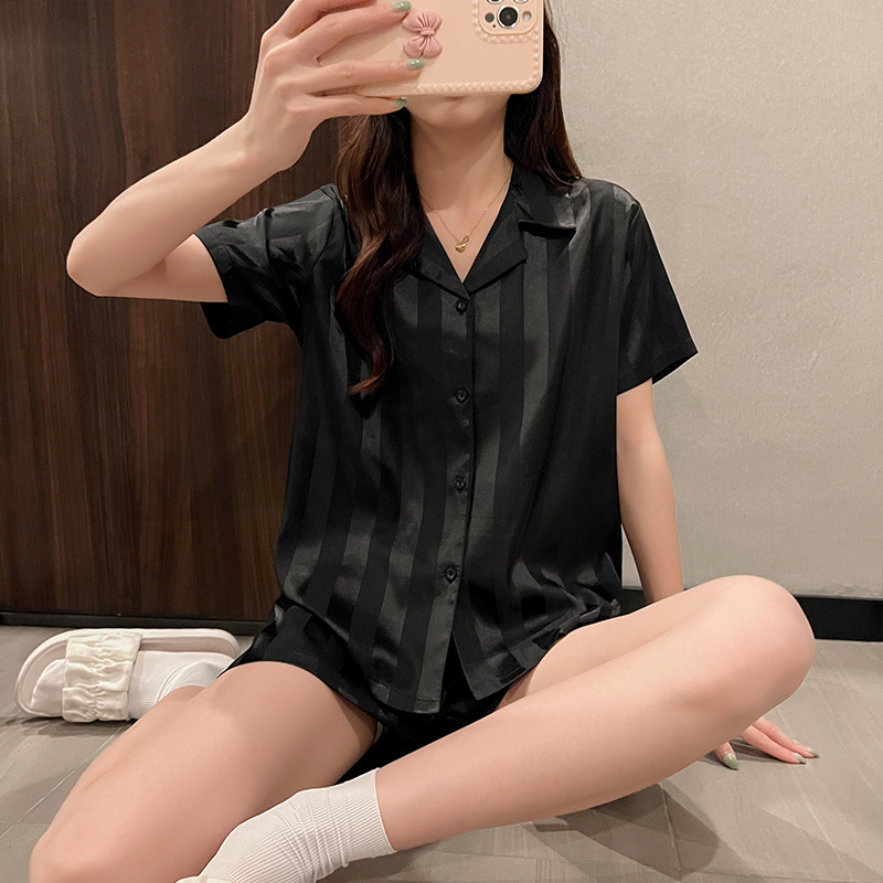 블랙 자카드 스트라이프