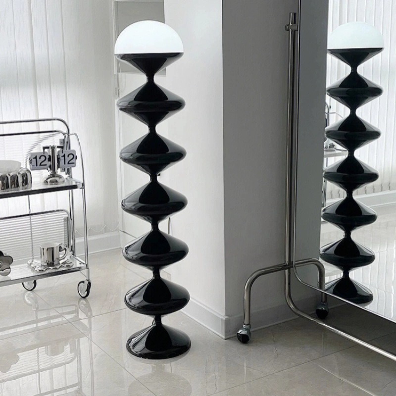 Lámpara de pie negra con forma de calabaza para sala de estar, adorno moderno de estilo nórdico Bauhaus para dormitorio, para el lado del sofá, regulable.