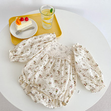 2024婴儿哈衣春季新款长袖韩版女宝宝连体衣碎花春秋款三角爬爬服