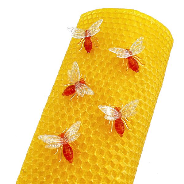 fashionable small cute plastic decorations