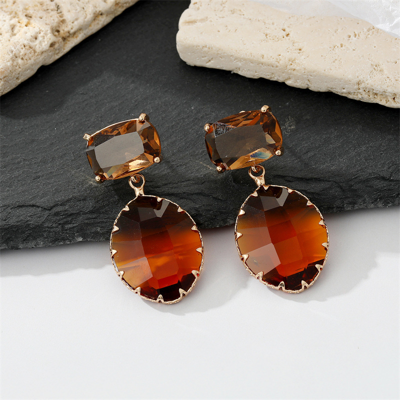 Retro Geometric Square Oval Crystal Large Earrings display picture 3