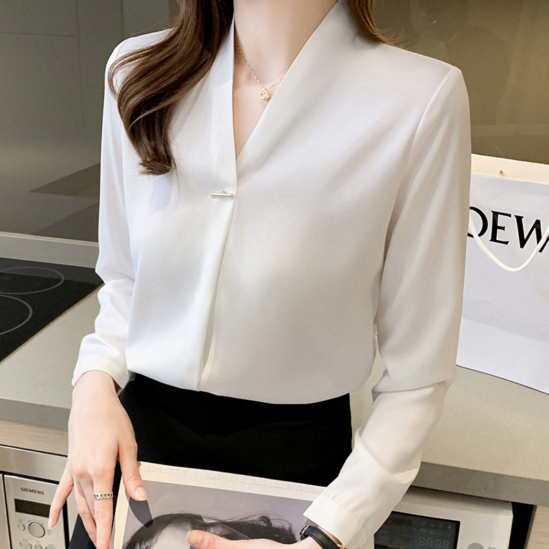 In stock white v-neck long-sleeved shirt uniform professional female temperament high-end hotel front desk fashion work clothes