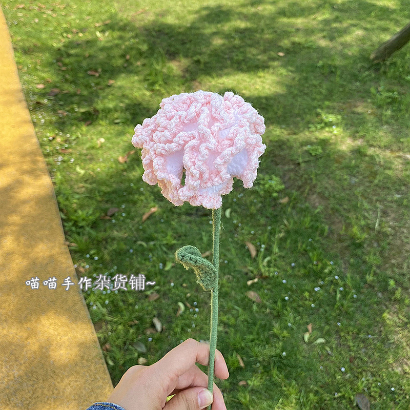 完成した手織りバラ、スズラン、ヒマワリ、造花、ウールニットブーケ、花飾り、ギフト|undefined