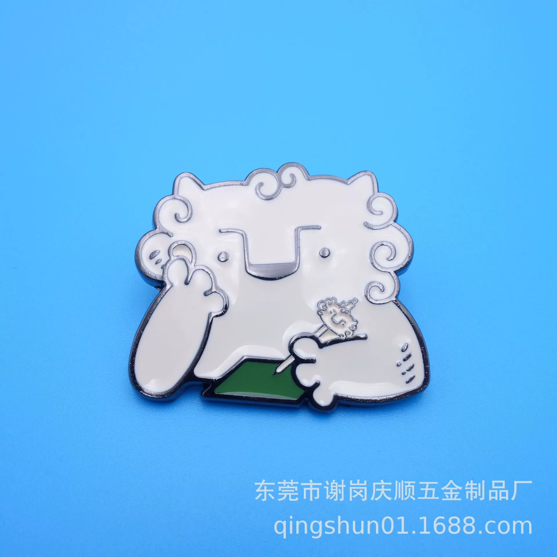 Различный металлический мягкий эмаль значок камень Лев Форма цинкового сплава гальванических краски логотип значок