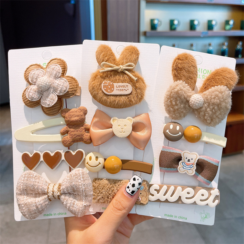 La horquilla de la niña no duele el cabello El tocado de horquilla para niños Otoño e Invierno leche La Cabeza trasera de la niña marrón pelo roto clip de acabado