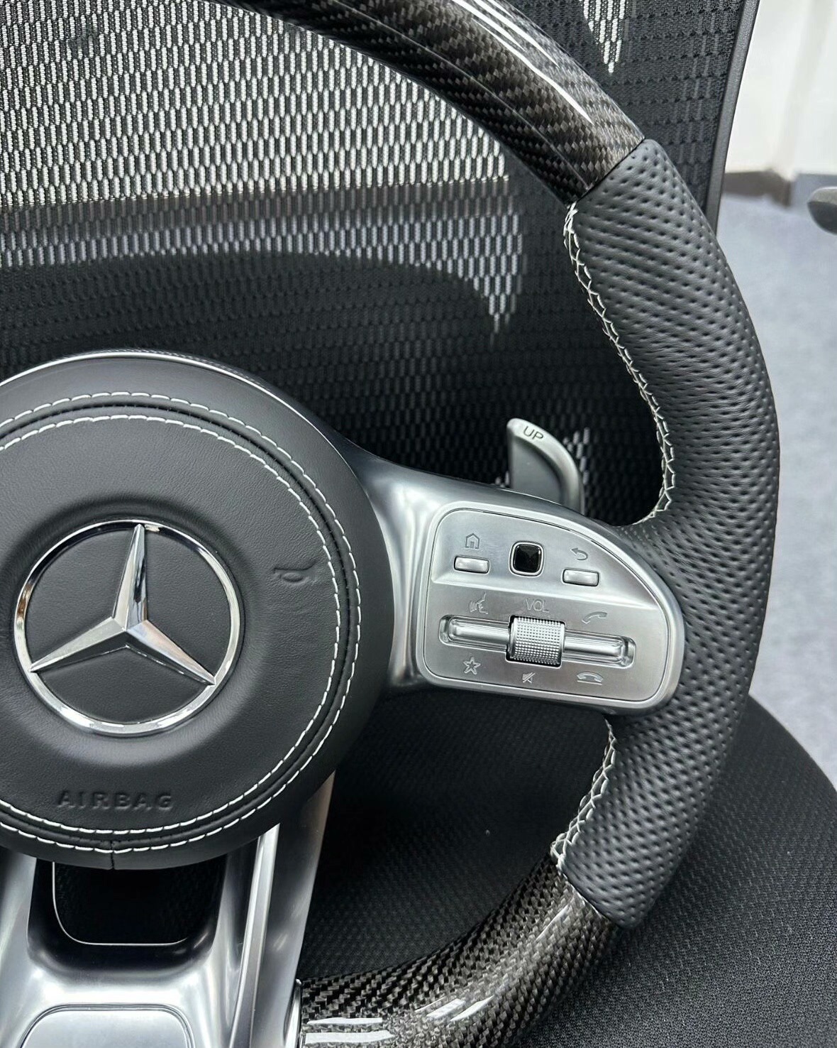 Mercedes-Benz steering wheel 809CLA C-Class E-Class S-Class ML old model upgraded to new model steering wheel C200 E300 AMG