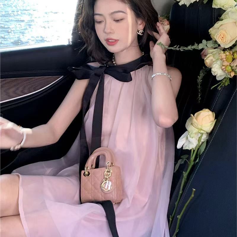 Summer New French Style Gentle Style Ins Loose Lace-up dress High-grade Sleeveless Sweet Seaside Vacation Dress Summer New French Style Gentle Style Ins Loose Lace-up dress High-grade Sleeveless Sweet Seaside Vacation Dress