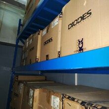 AP7348D-1833RS4-7 X1-DFN1612-8-EP����늉�5.25V ݔ�����300mA