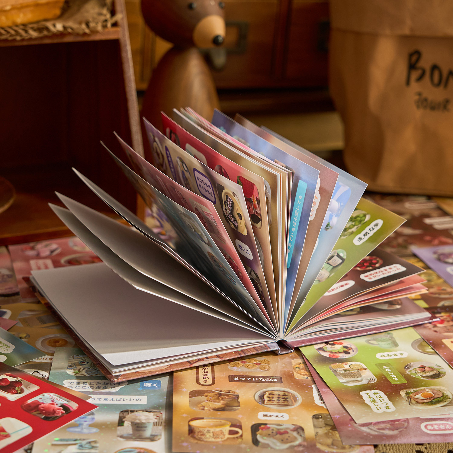 Zaomo Dreamland Suyu Stickers Libro de cuentas japonés Bocadillos gourmet Baking Ancient Early Wind Cómics Cut Film Stickers Book