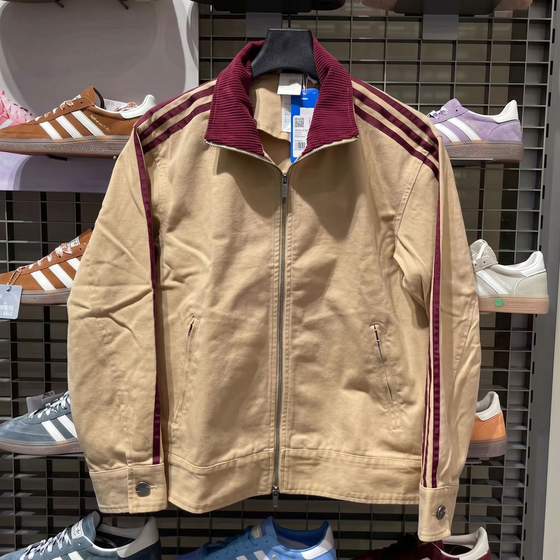 Autumn new collection: open-front, quilted denim jacket, solid color with leaf logo, style 2311, men's windbreaker, stand-up collar, casual top