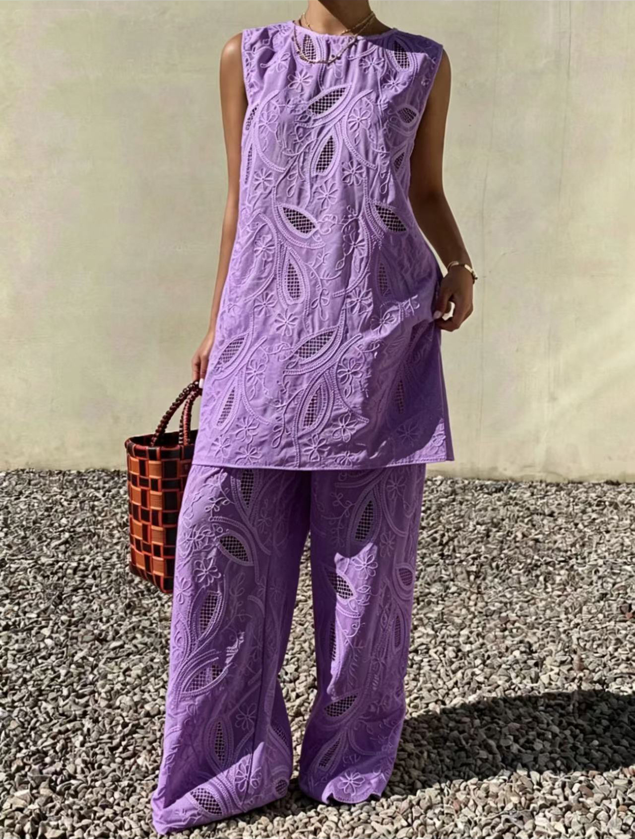 White Embroidered Sleeveless Vest Wide Leg Pants Two Piece Casual Fashion Set Women's Clothing_ecoleips.com