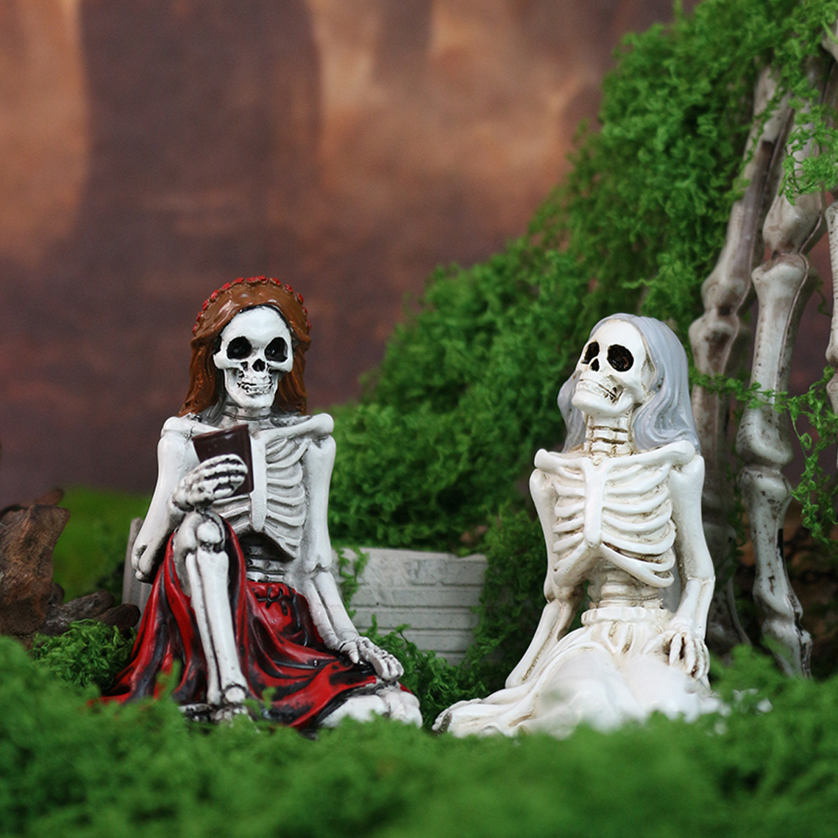 Halloween  Skull Girl Chat Decoration Ornaments Home Storage Ornaments Halloween Scene Layout Ghost Festival