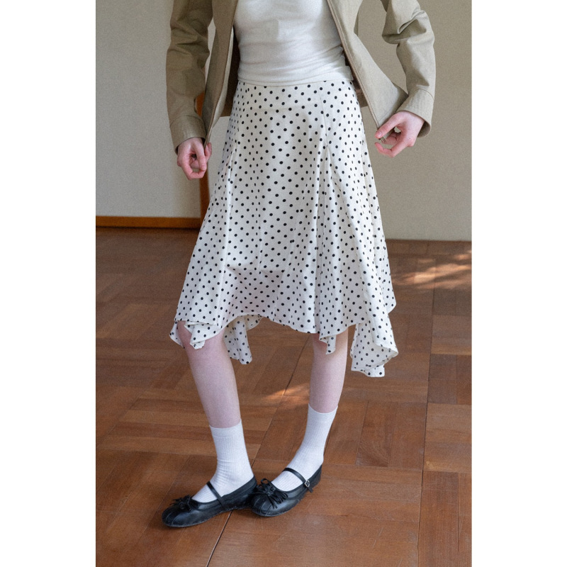 Eggk Retro Fashionable A-Line Polka Dot Skirt for Women, Spring High-Waisted Elegant Casual Versatile Midi Skirt Eggk Retro Fashionable A-Line Polka Dot Skirt for Women, Spring High-Waisted Elegant Casual Versatile Midi Skirt